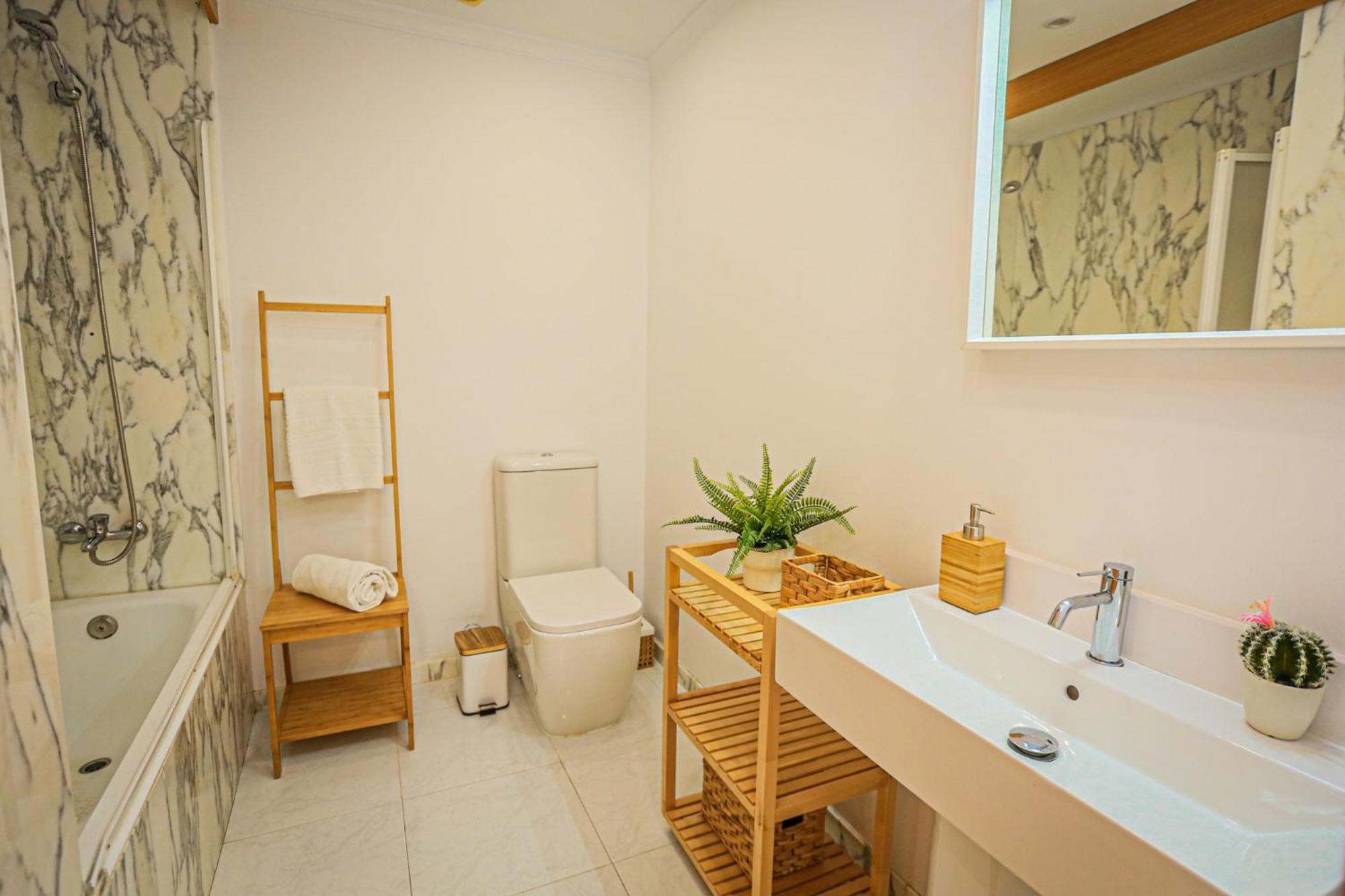 Litoral Costa Dorada - Estrella Only Families Salou Exterior photo